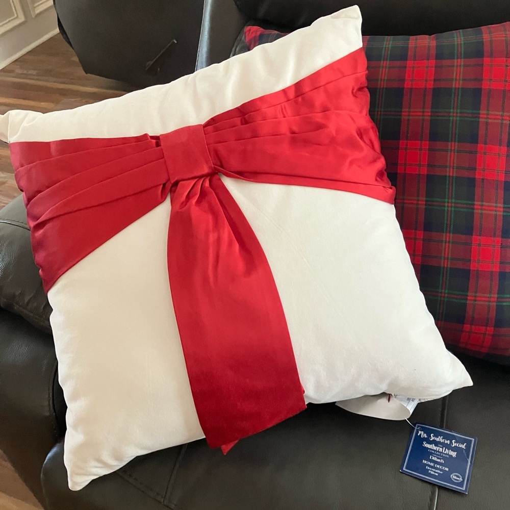 Southern Living pillows